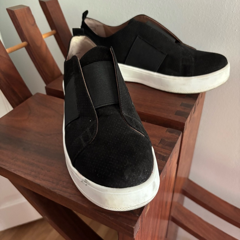 Steve Madden Brad Sneaker Woman's Sneakers & Athletic Shoes Sz‎ 8 Slip On B&W
